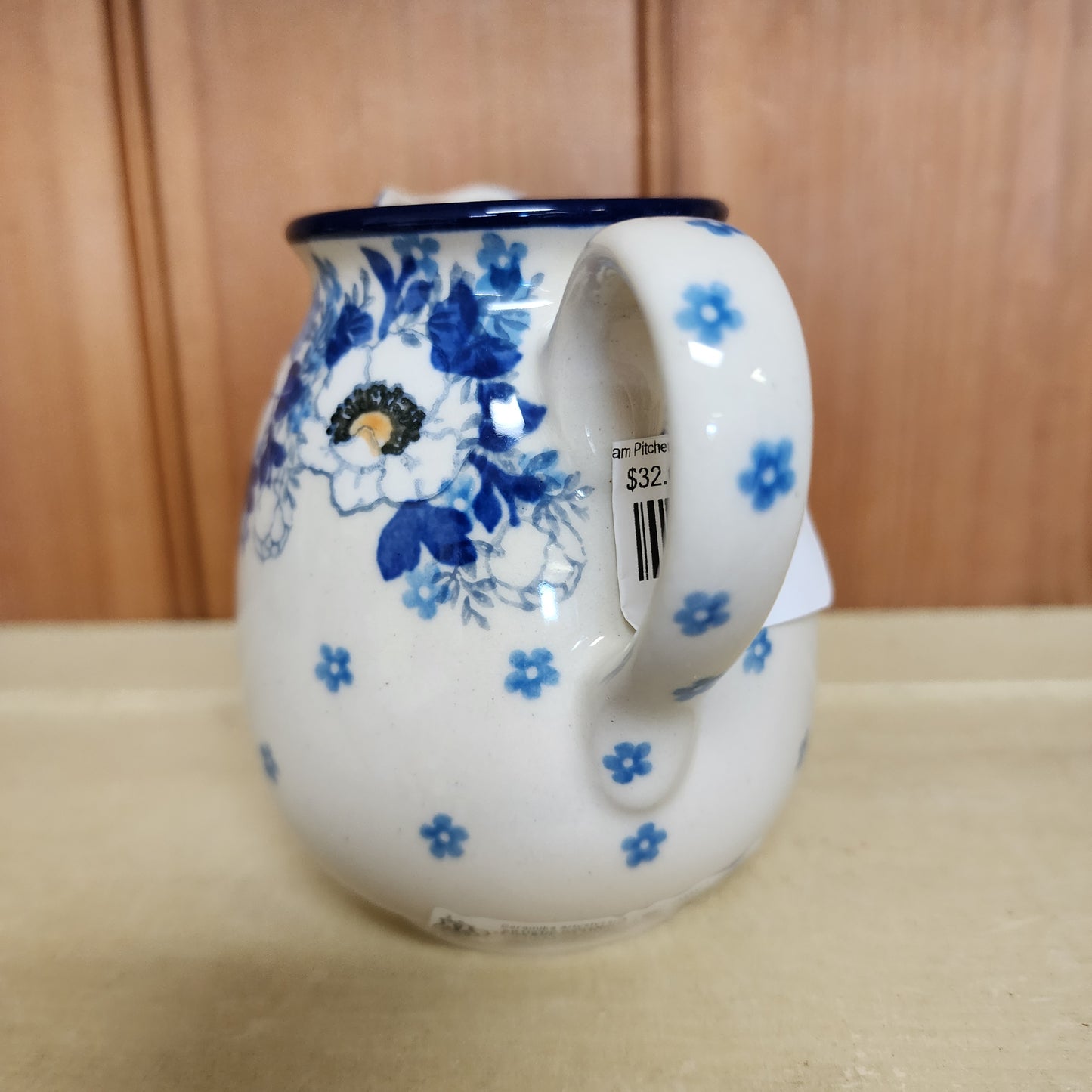 Cream Pitcher   11 oz    2222X ~ Snow Poppy