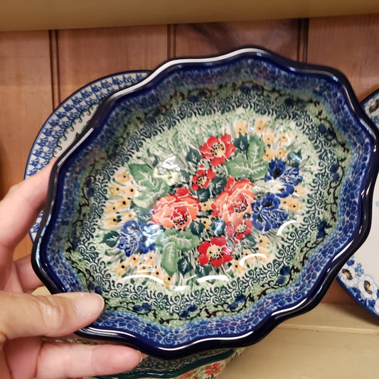 Bowl ~ Oval Fluted ~ 6" x 7.5" A27-U4400 pf0425