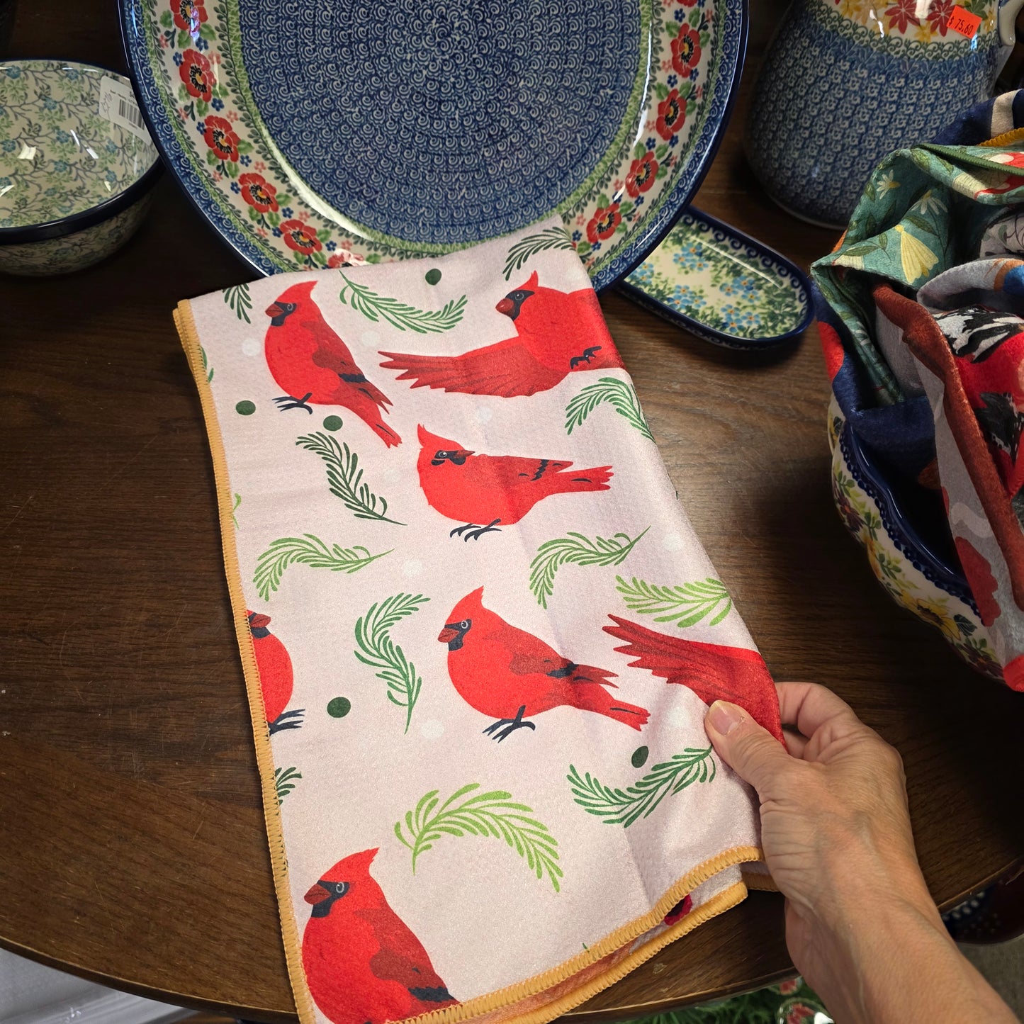 Towel /poly ~ Cardinal