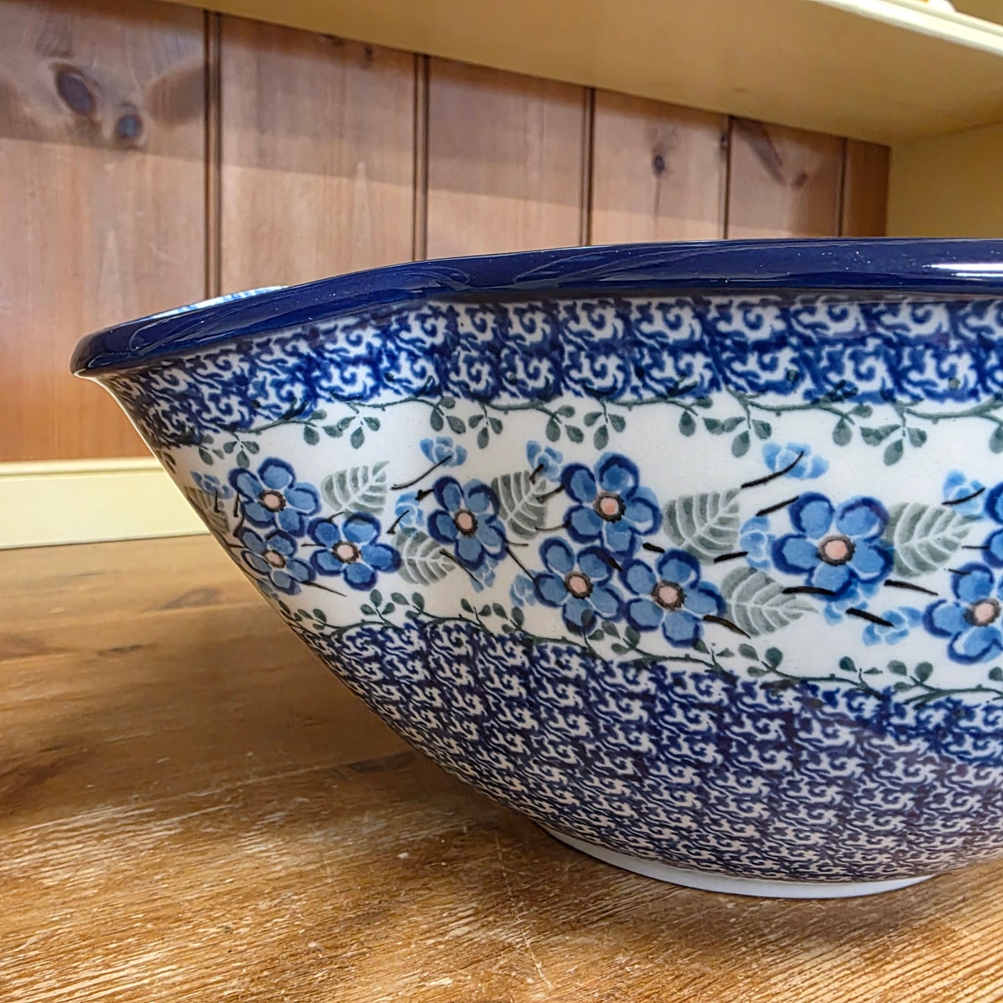 Batter Bowl ~ Large (2 qt) 2272X ~ Parisian Posies