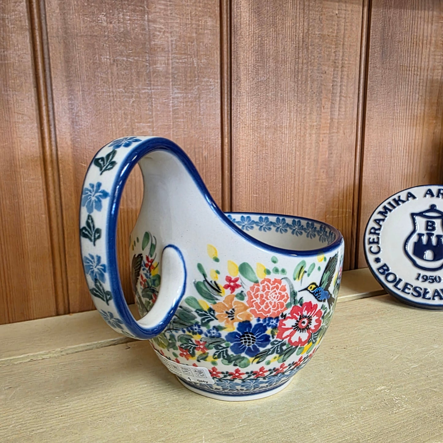 Bowl w/ Loop Handle   16 oz  845-U3356  U4 pf0526