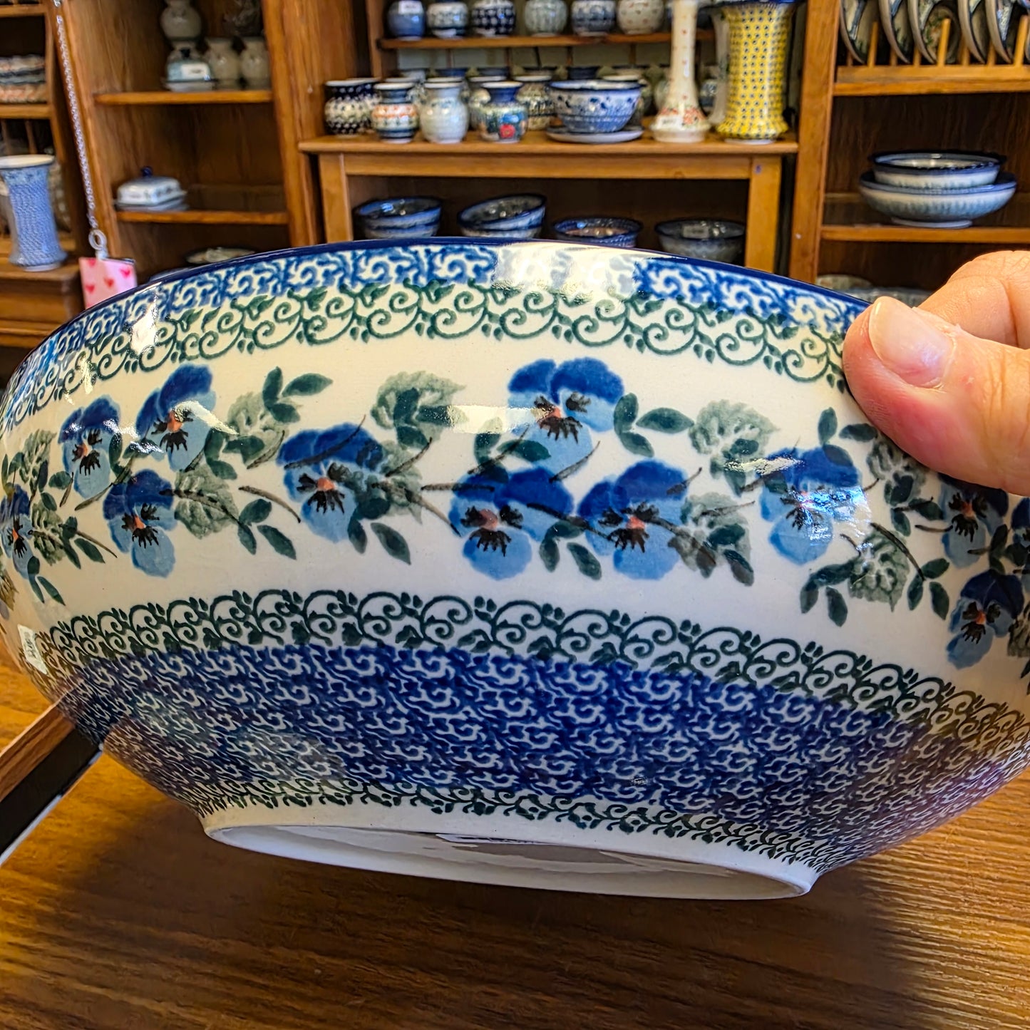 C36 ~ Bowl ~ Serving ~ Large ~ 10.5"    C36-2273X  Winter Viola pf0526