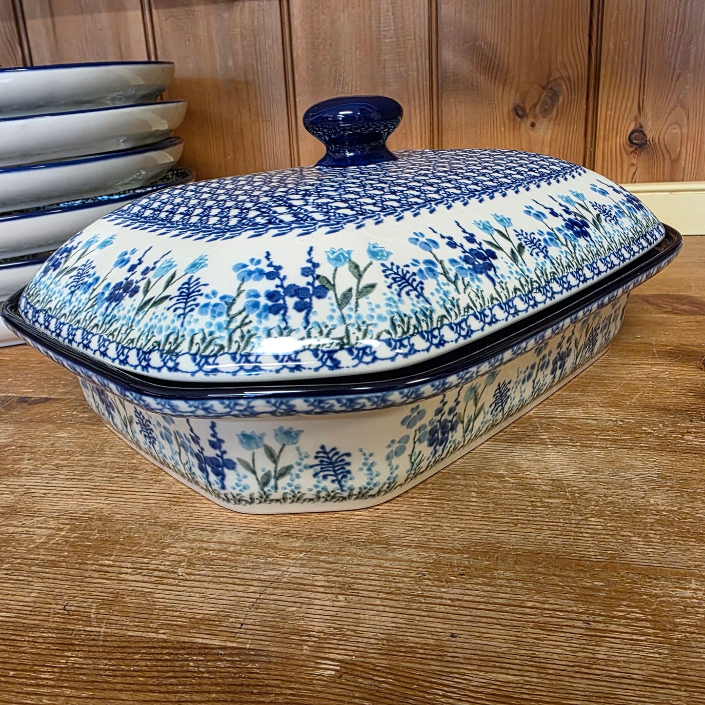Baker   Covered Casserole   9.5" x 12" 665-2898X  Little Gems pf0526