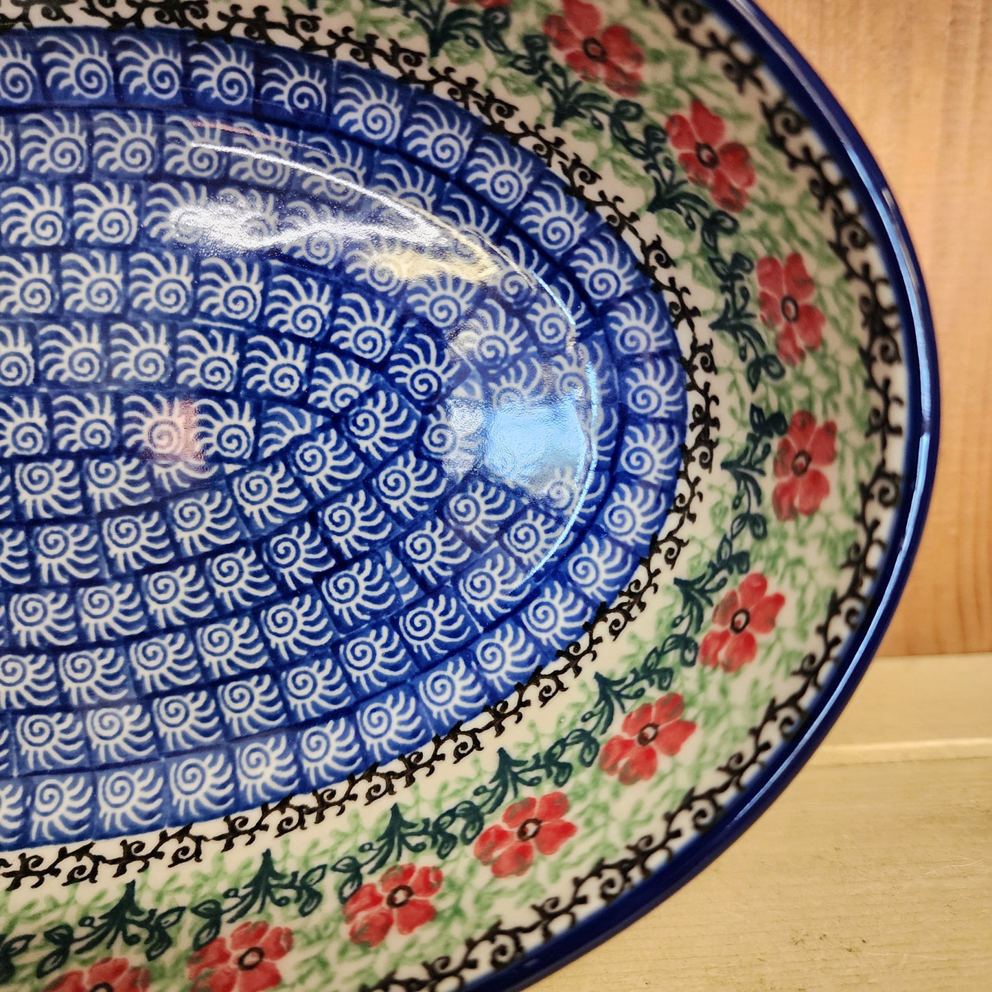 Baker Oval   9.5"    1916X ~ Maraschino