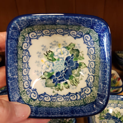 Bowl ~ Small Deep Square D11-U5138  (3 3/4")   ~ U4 M. Starzyk