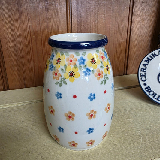 Vase   Milk Bottle Shape   5"H 196-2225X  Buttercup pf0526