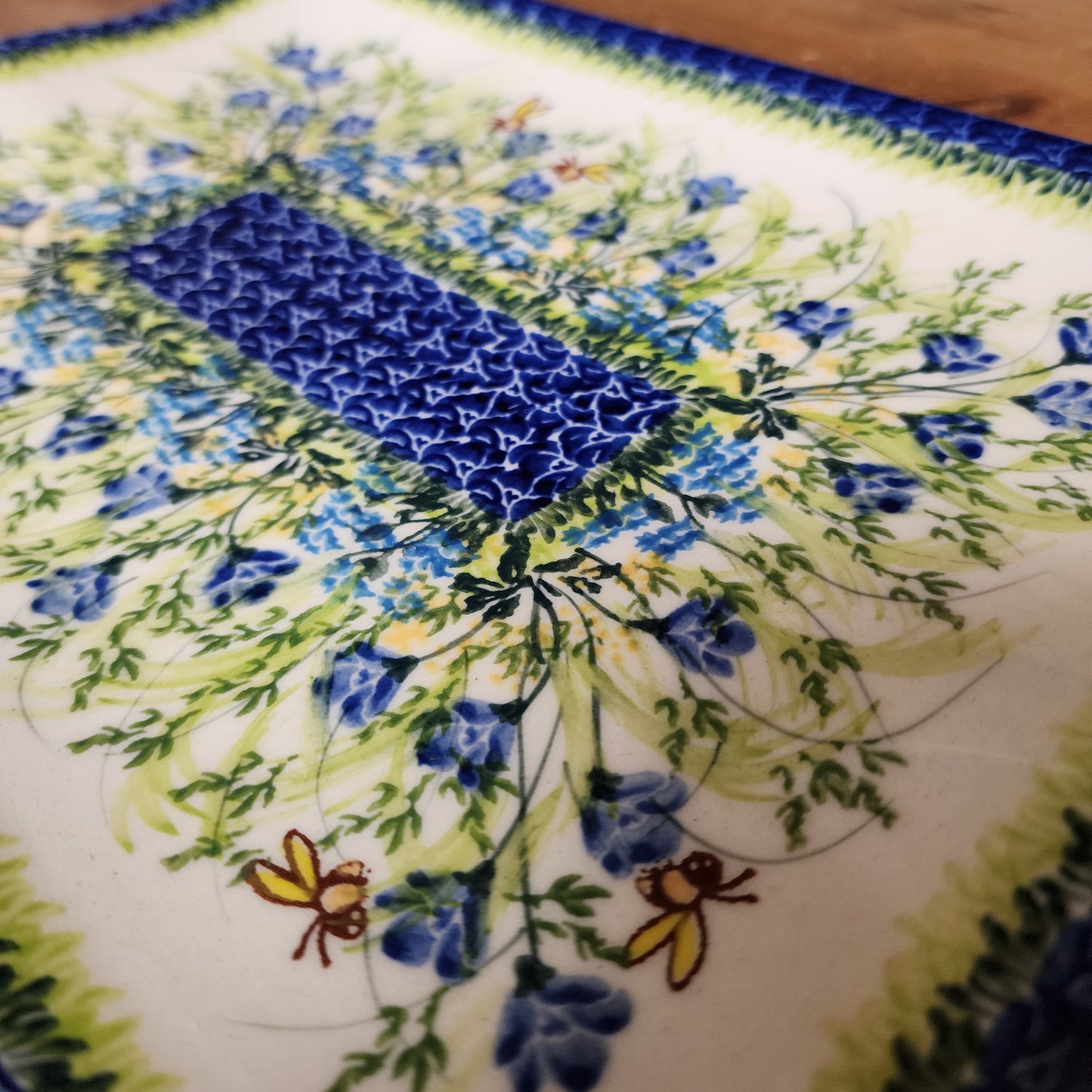 Platter Sushi  12"x8.5" wide / Bees 553