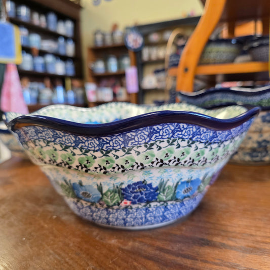 Bowl   Wavy Edge   Medium  10" 692-U4572  U4 pf0526