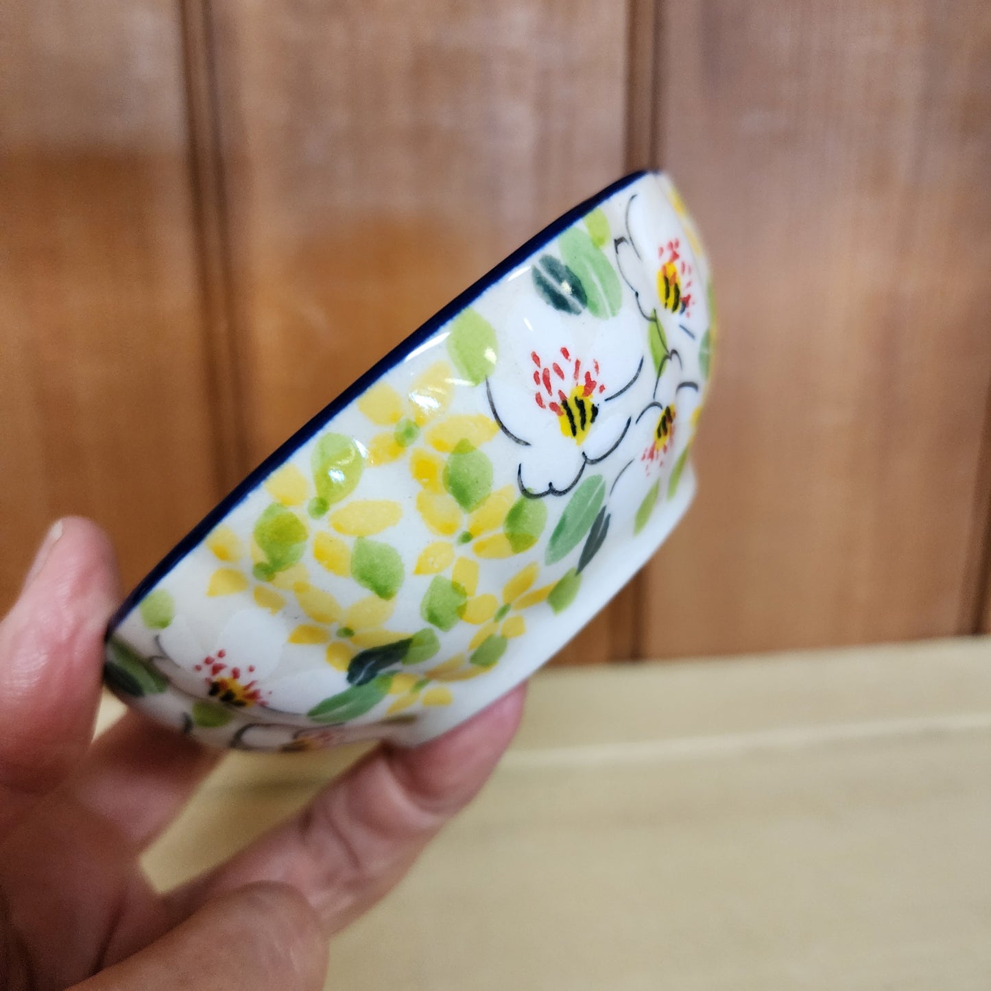 Bowl   Scalloped   4.5"   U4901 ~ U4