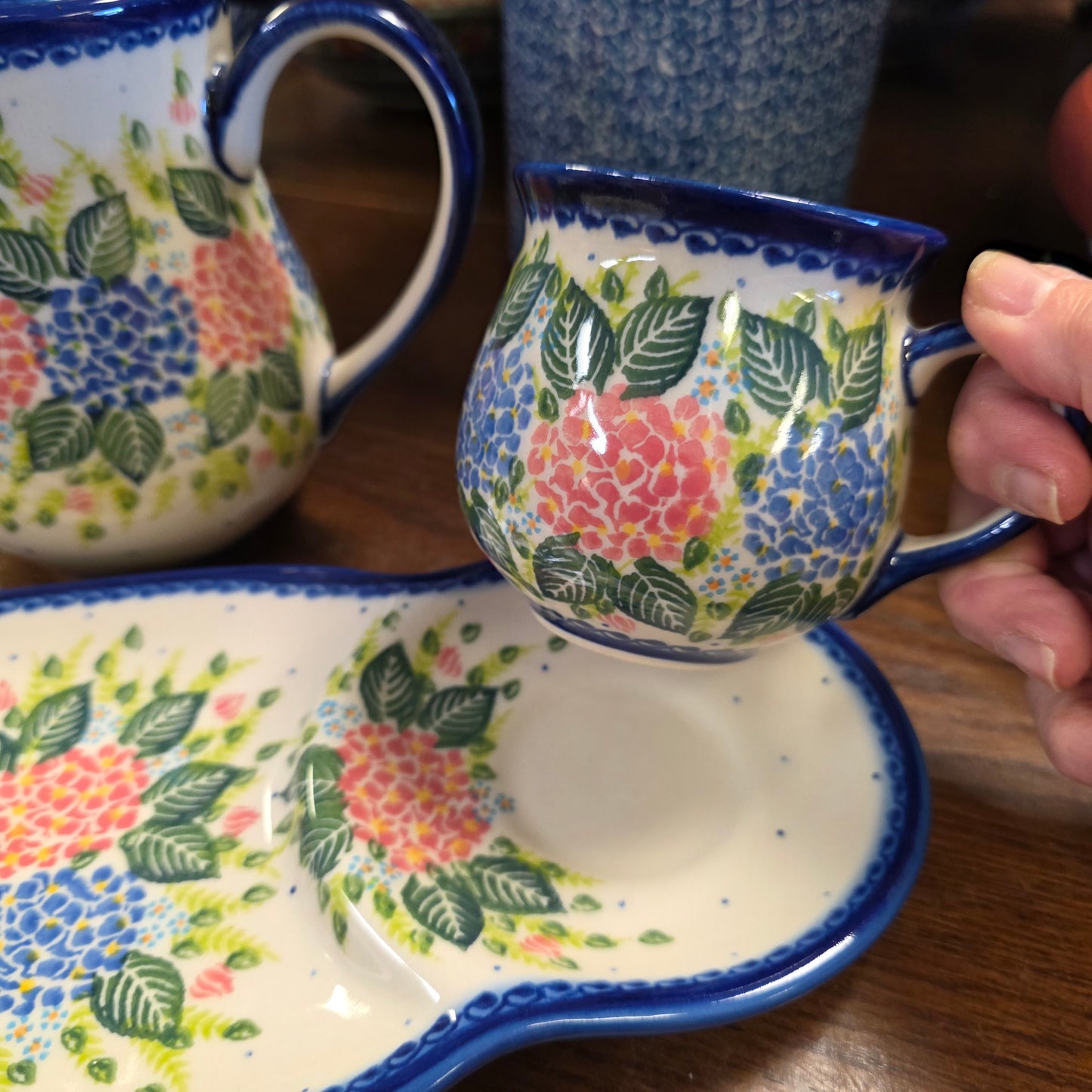 Bundle ~ Hydrangea Tea Set with FREE tea towel Bundle