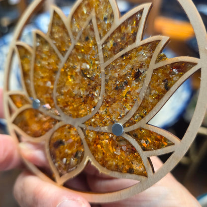 Ornament ~ Lotus Amber Suncatcher / Magnet (4")  11073