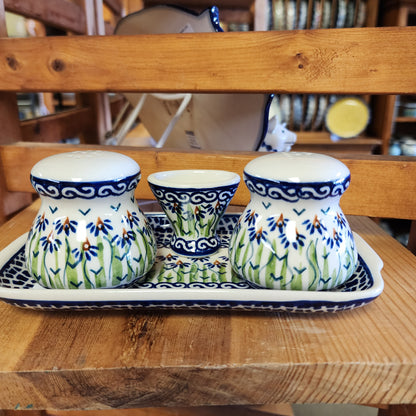 Salt & Pepper w/tray Addie RC15