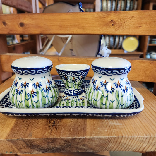 Salt & Pepper w/tray Addie RC15