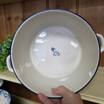 Covered Casserole (2 qt)   278-2158X  Silver Lace pf0526