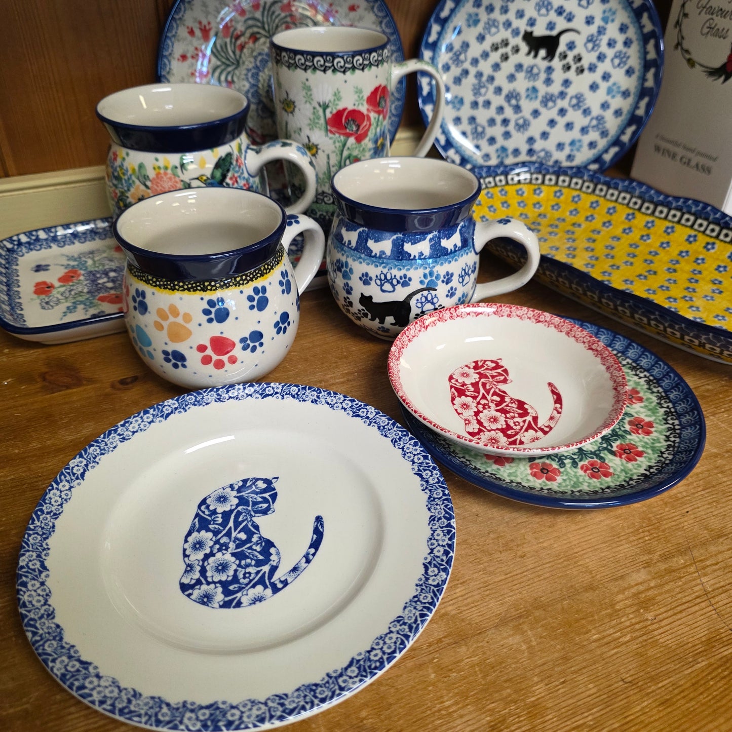 Burleigh ~ BLUE Plate 6.75" Calico Cat  *** NOT Polish Pottery