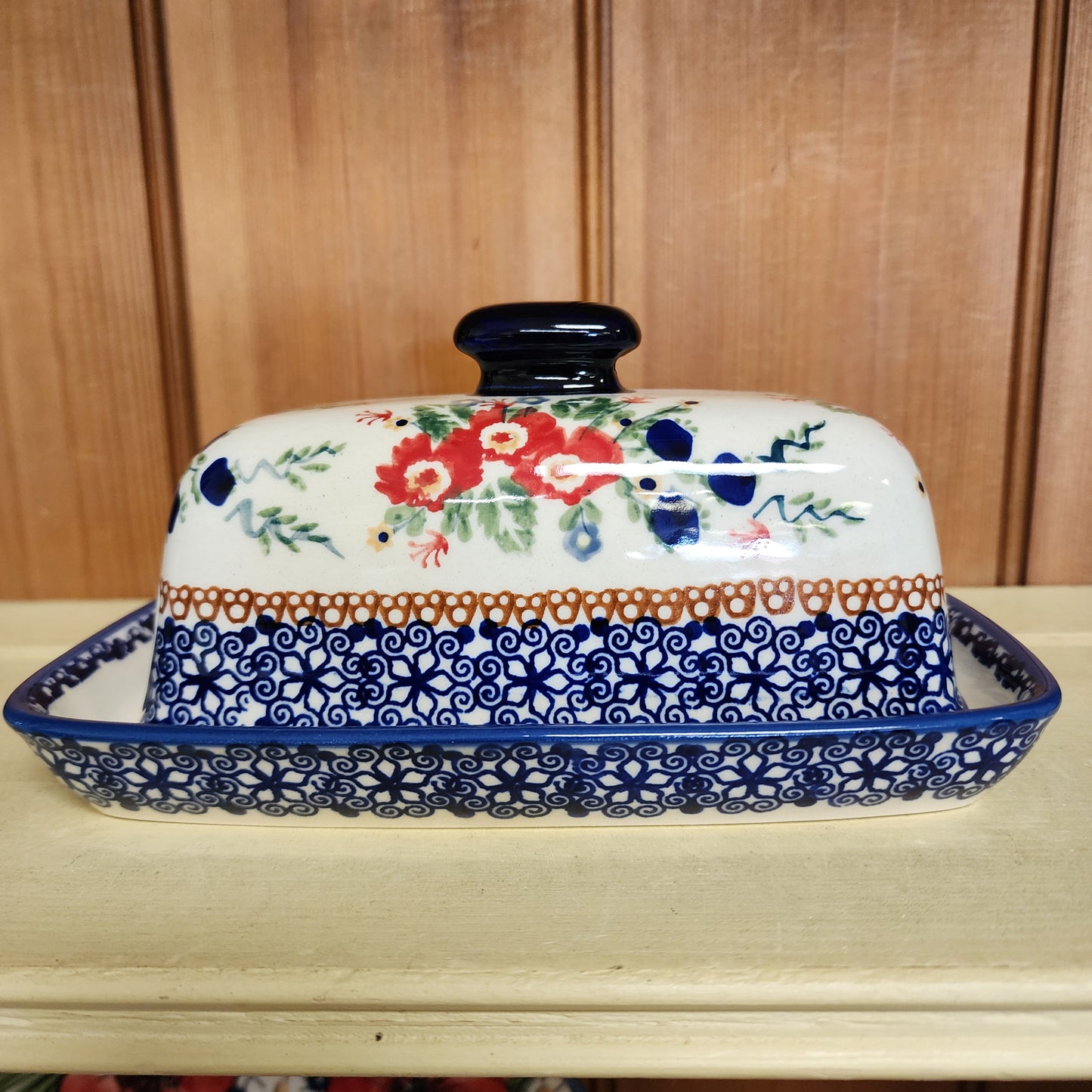 Butter Dish ~ Lidia R268
