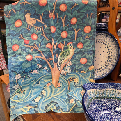 Towel ~ Linen  Woodpecker ~ Lithuania ~ William Morris