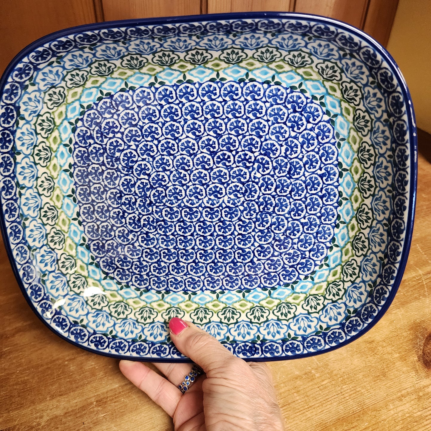 Baker ~ 9" x 10.25" medium serving dish 158-1859X Tranquil Tide