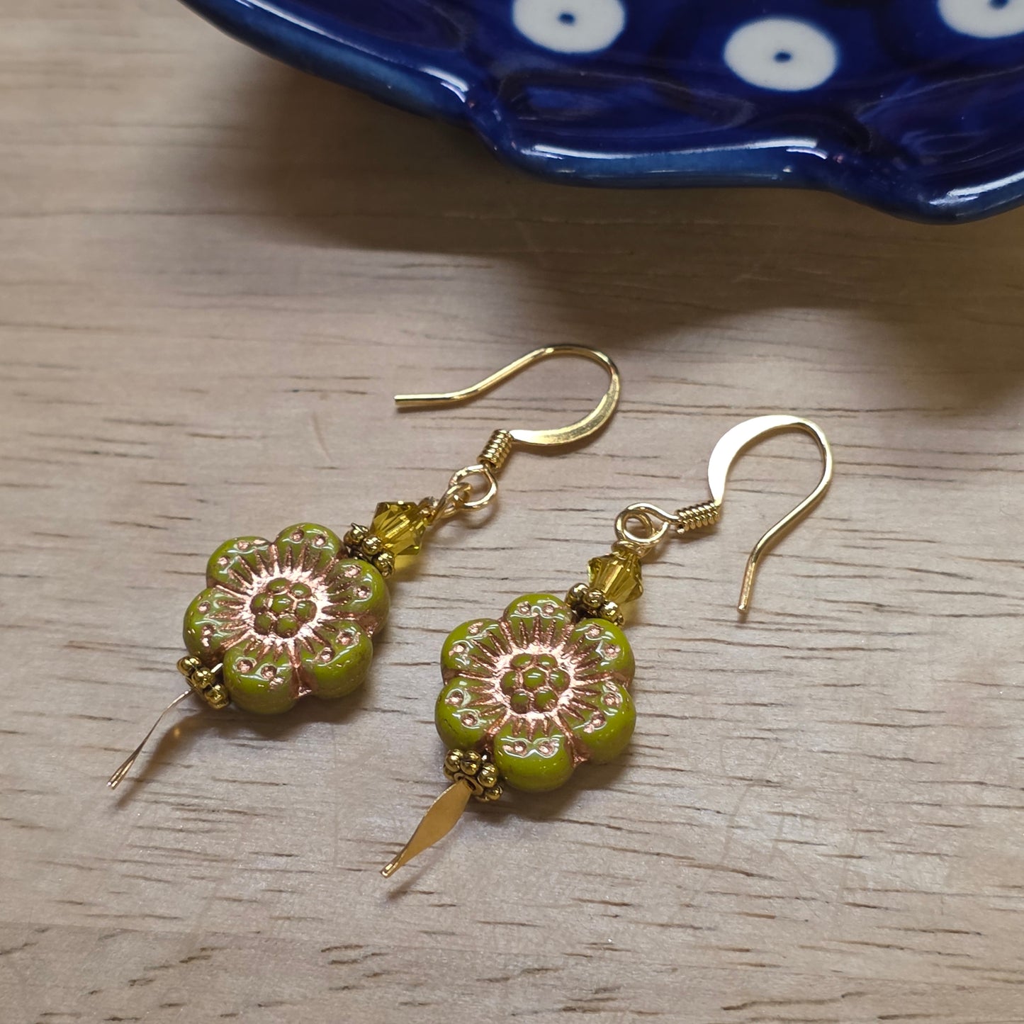 Jewelry ~ Flower Earrings Green