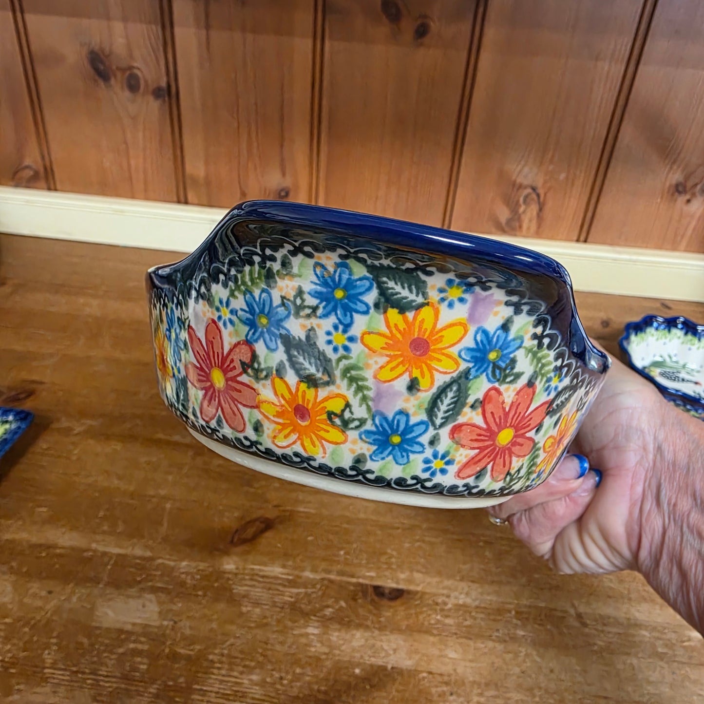 Baker Tab ~ 13" colorful flowers 4003