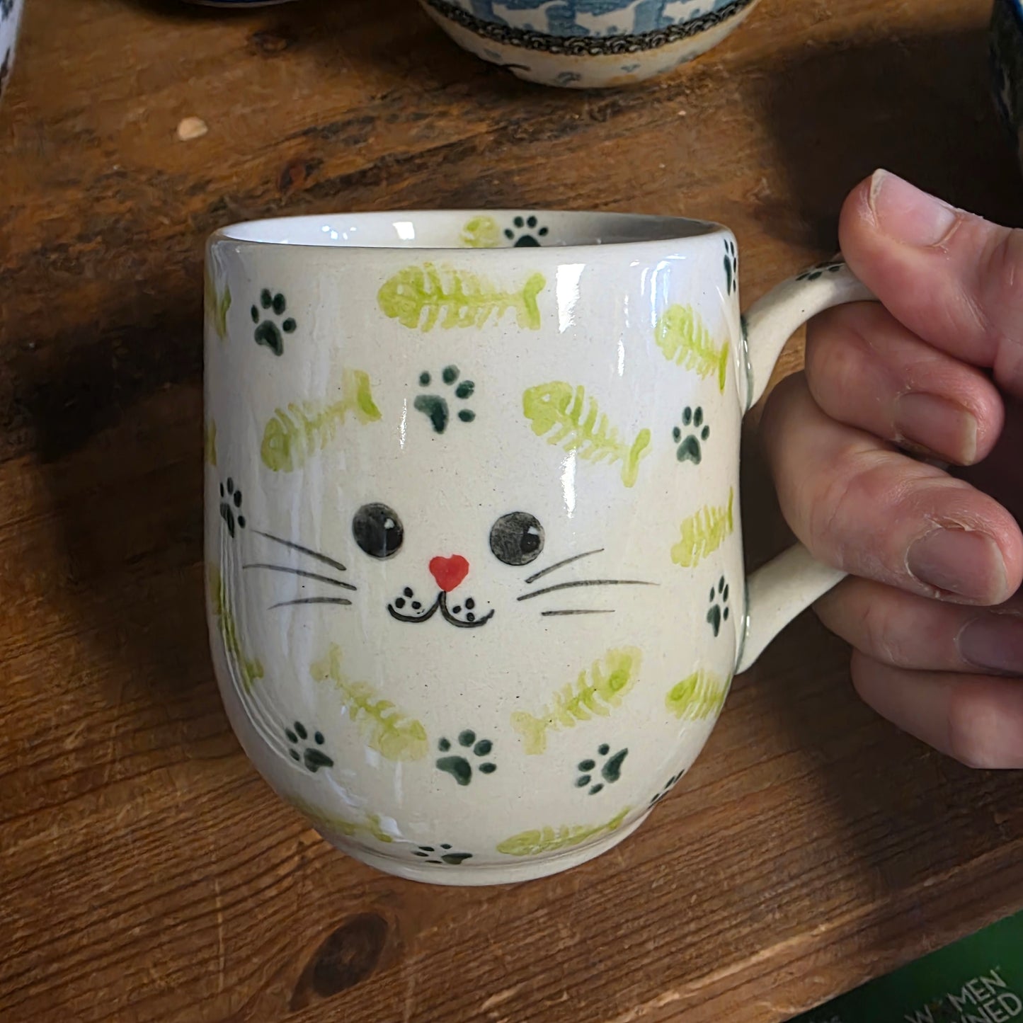 Mug Green 11oz Kitty / Fish Bones