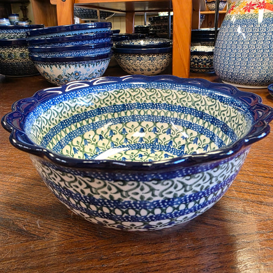 Bowl   Scalloped Edge   7"   0585X  ~ Tulip Trellis