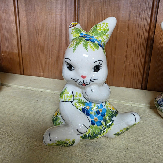 Balbina ~ bee  5"H / bunny rabbit figurine