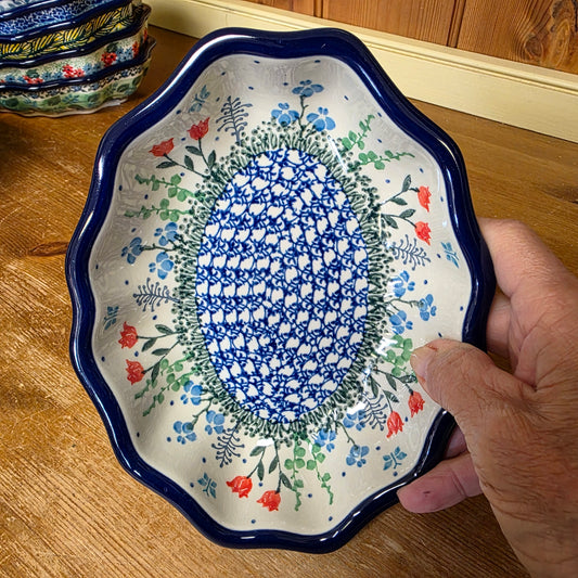 Bowl   Oval Fluted   6" x 7.5" A27-U2663  U3 pf0526