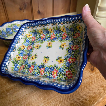 Baker 9.5"x 7.5"x2" 590 Tiny Flowers Ada ruffle baker