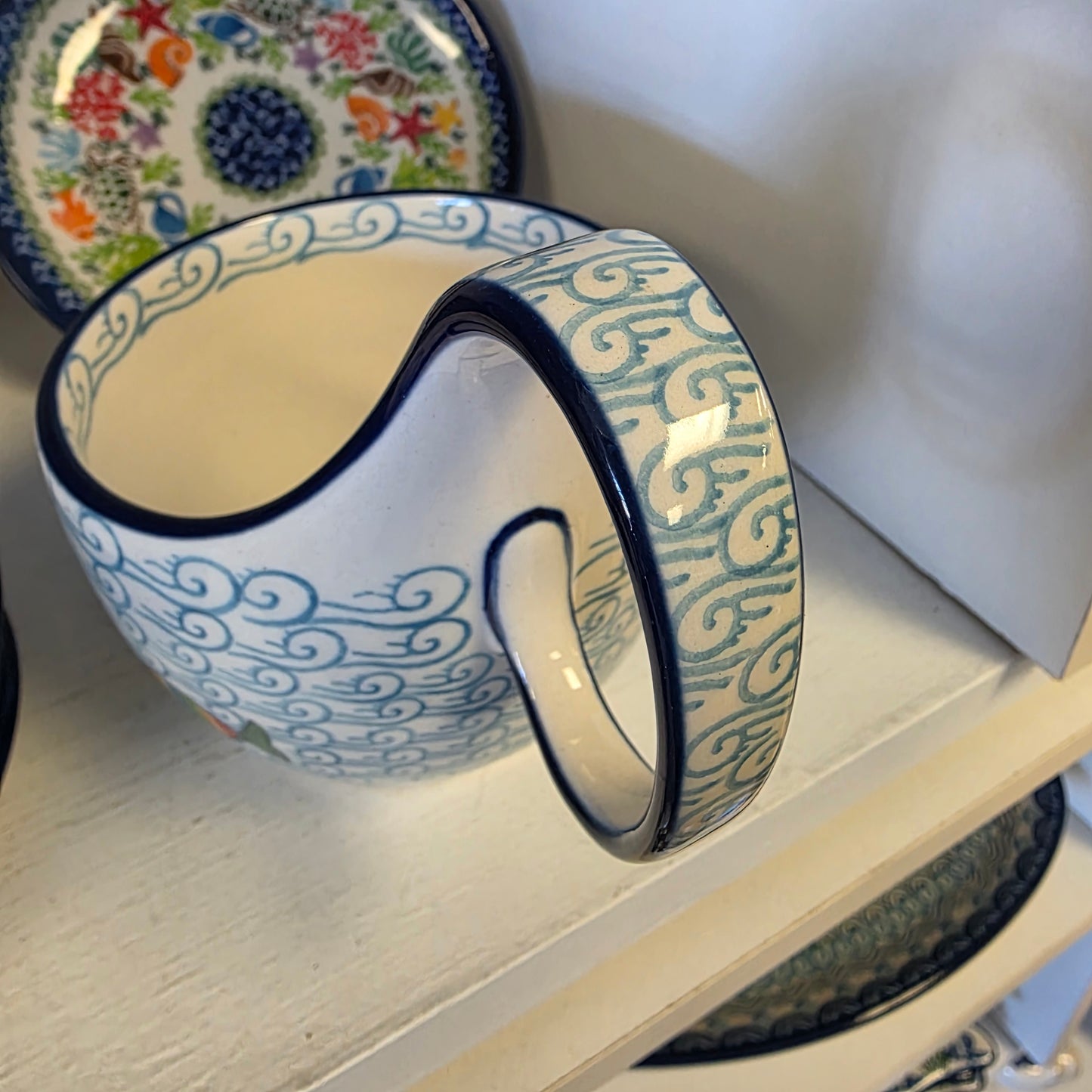 Bowl w/ Loop Handle   16 oz    2540X ~ Rainbow Fish