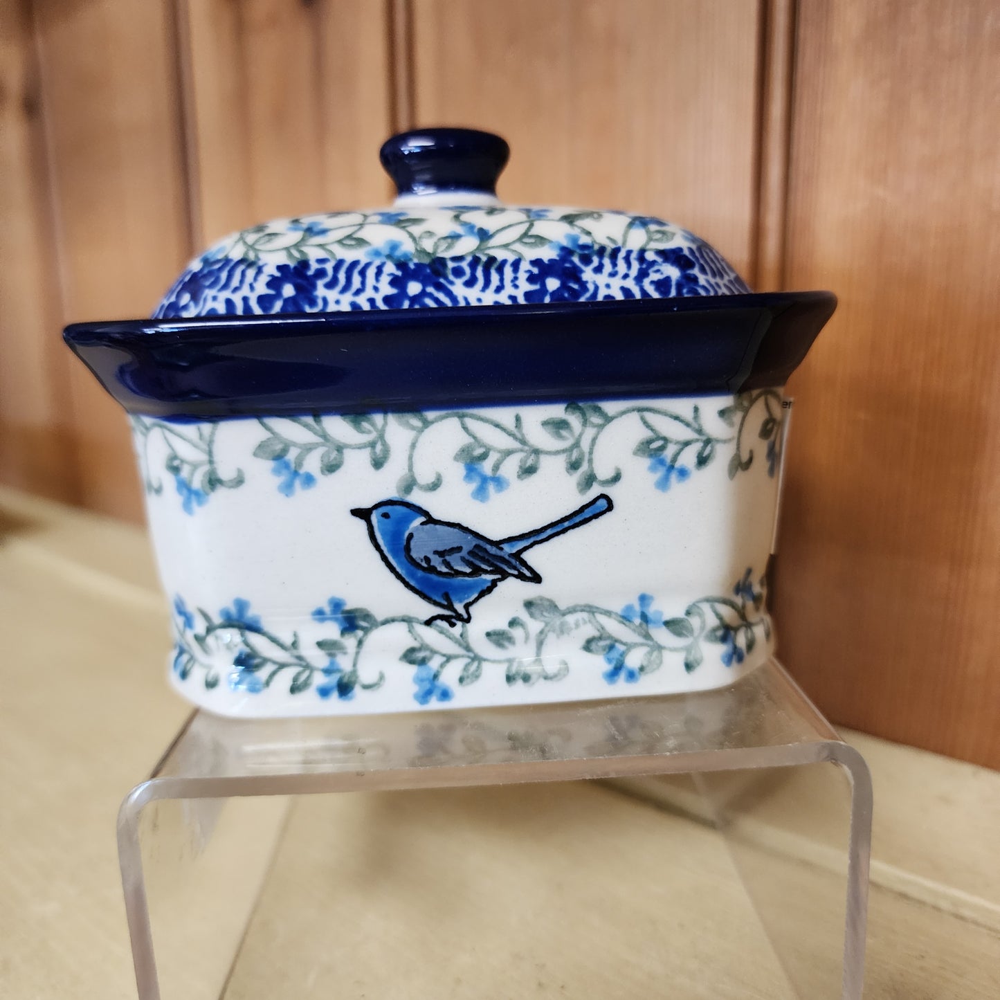 Covered Container   3.25"H x 3.5"W x 4.5"L    1932X ~ Song Bird