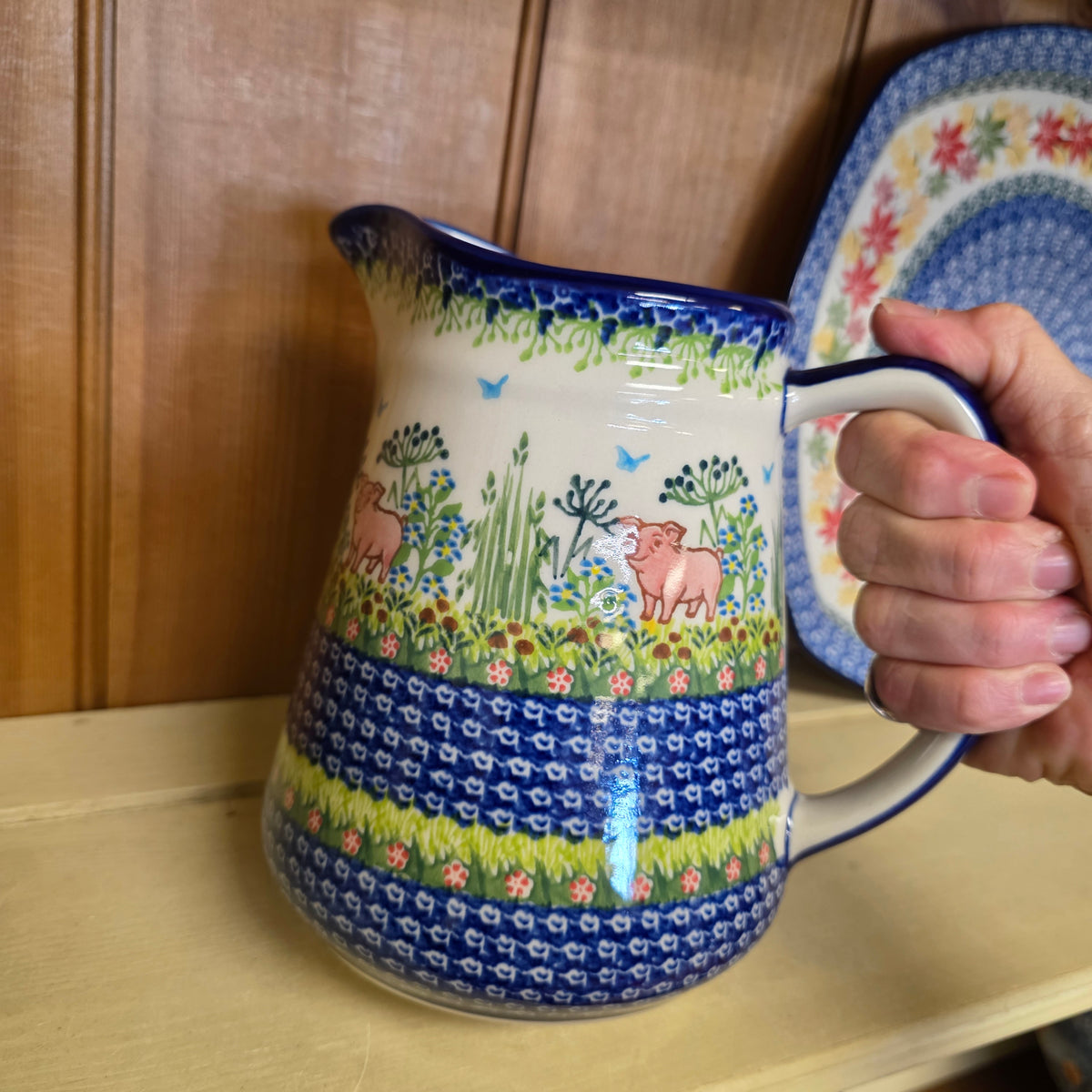 Pitcher 6 cup / 48 oz /7.5"H Wilbur Pig 1255