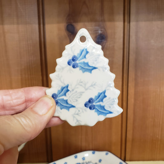Ornament ~ Tree flat ~ 2.75" x 2.5" A87 Blue Holly