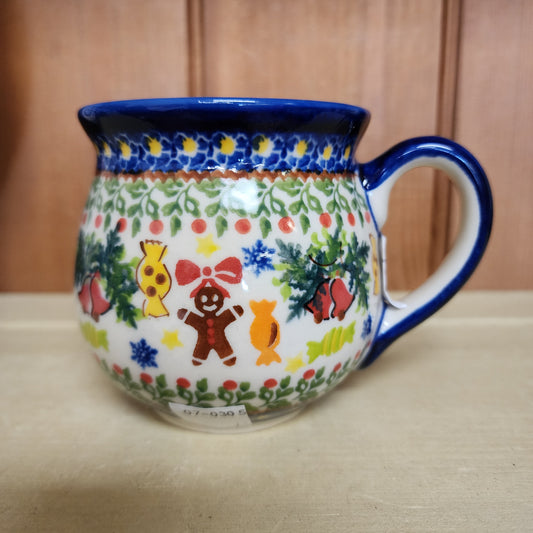 Mug 12 oz Cardinal / candy gingerbread man