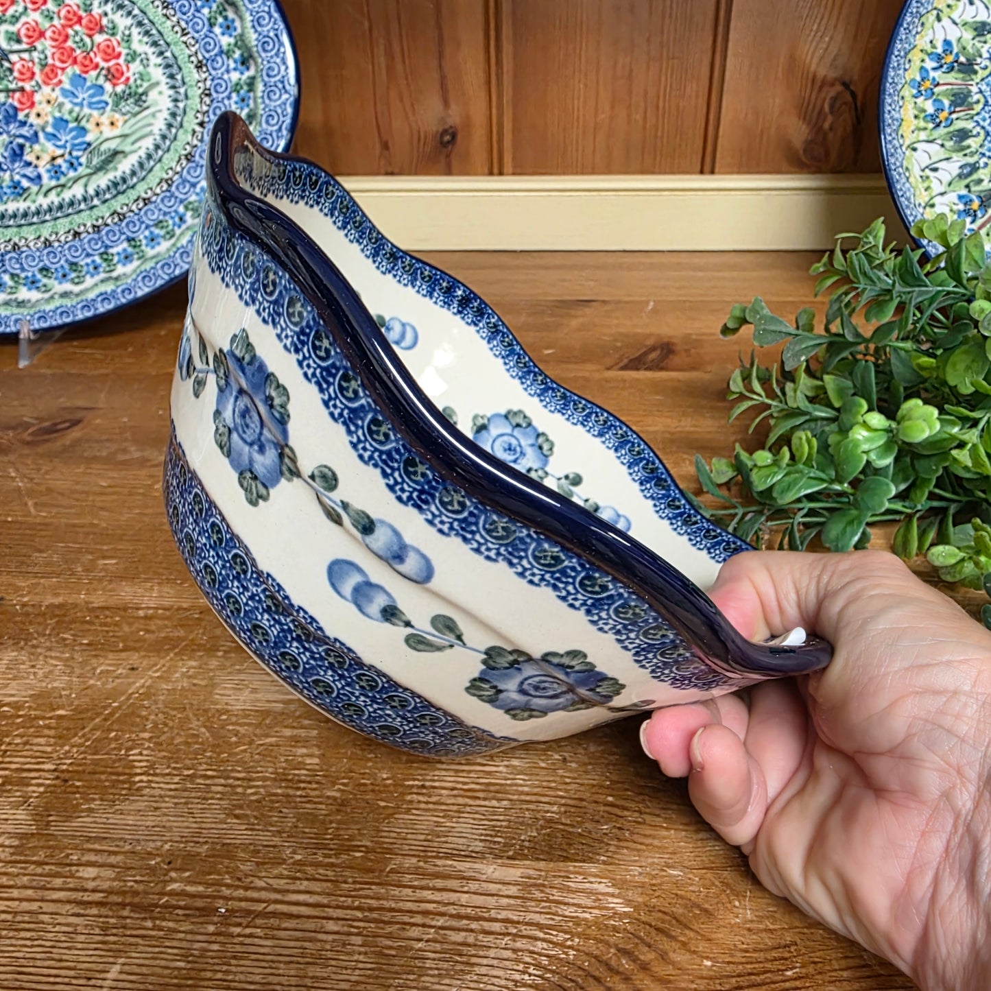 Bowl   Wavy Edge   Small   8" Blue Poppy / 5 cups