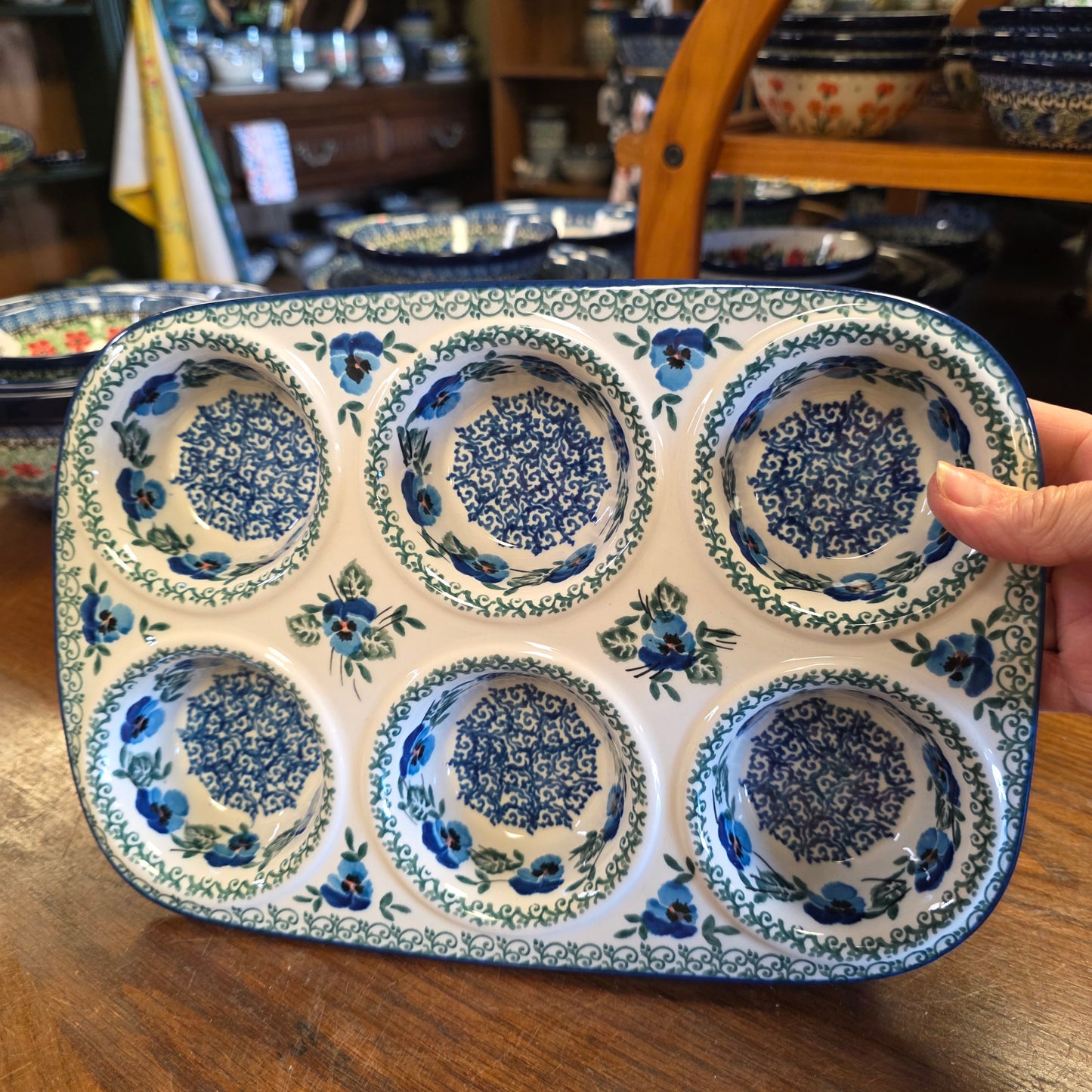 Muffin Pan     2273X ~ Winter Viola