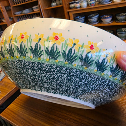 C36 ~ Bowl ~ Serving ~ Large ~ 10.5"    C36-2777Q  Daffodil pf0526