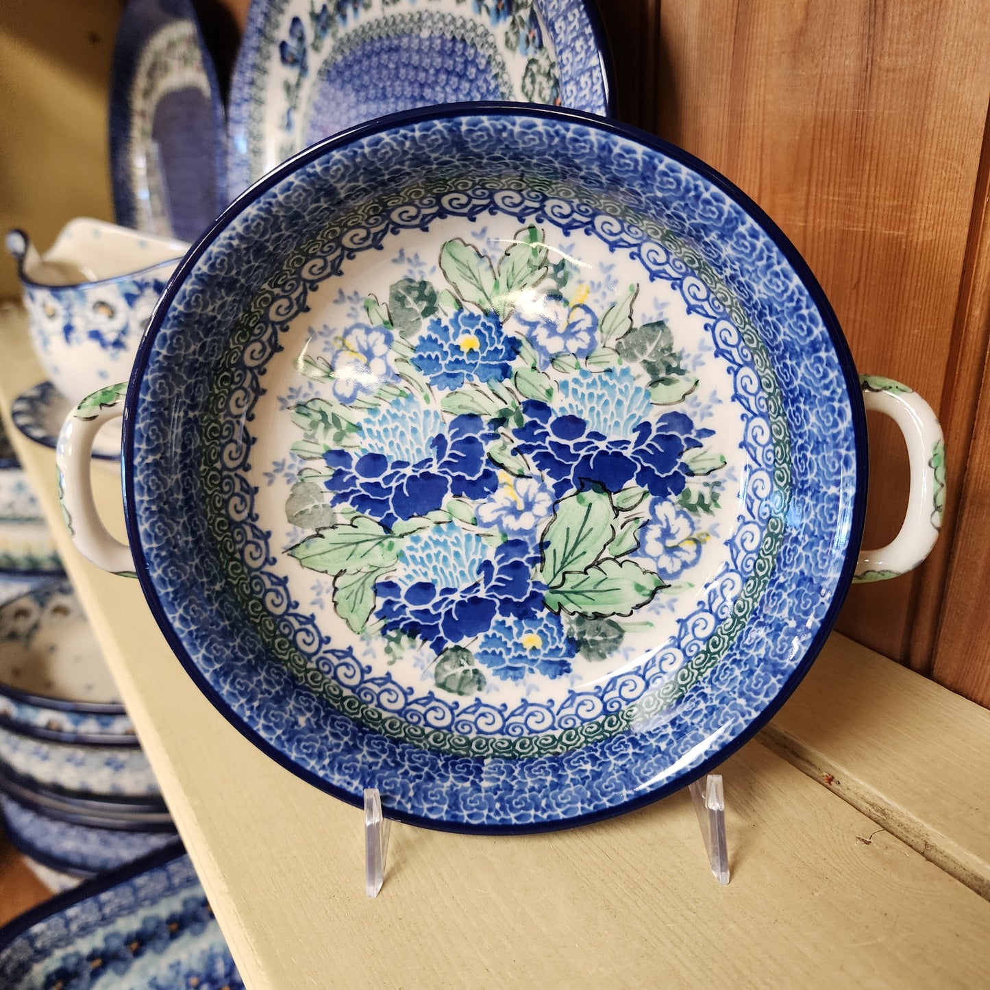 Round Baker w/handles - 6-3/4"     U5138 ~ U4