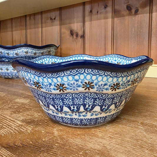 Bowl   Wavy Edge   Small   8" 2187X ~ Blue Yonder / 5 cups
