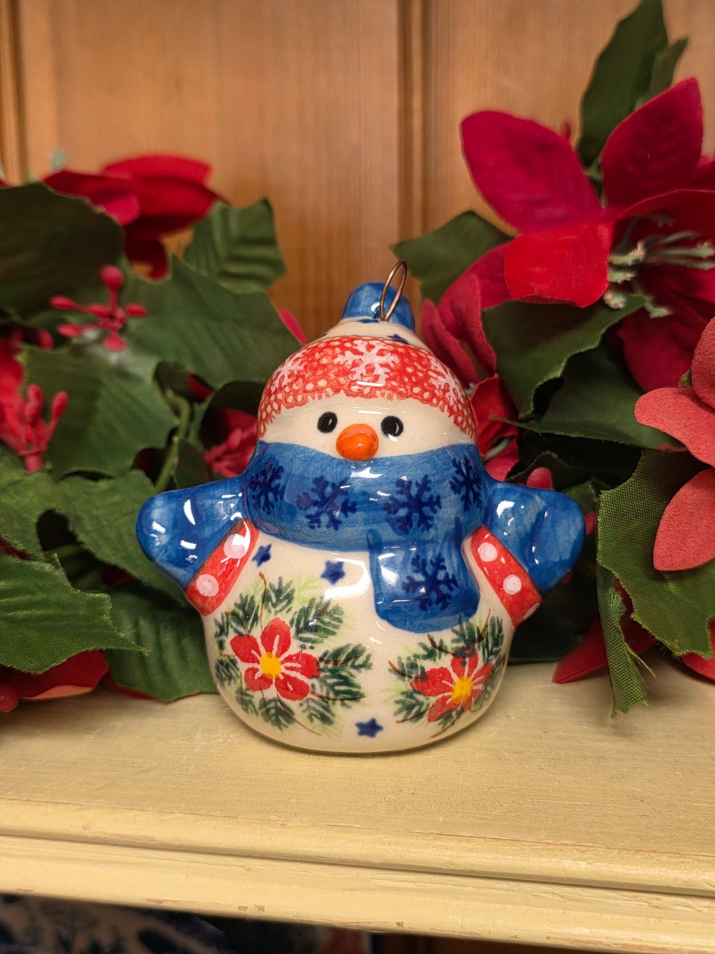 Snowman blue scarf / red flowers (3")