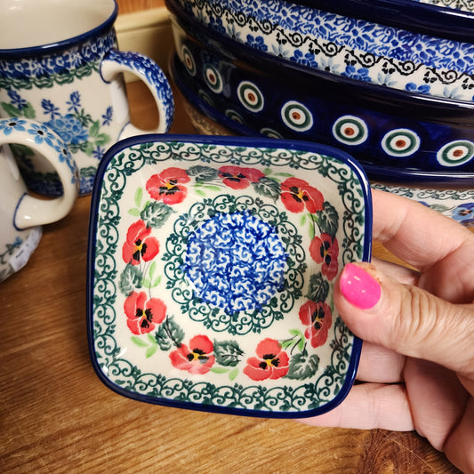 Bowl ~ Small Deep Square D11-2538X  (3 3/4")