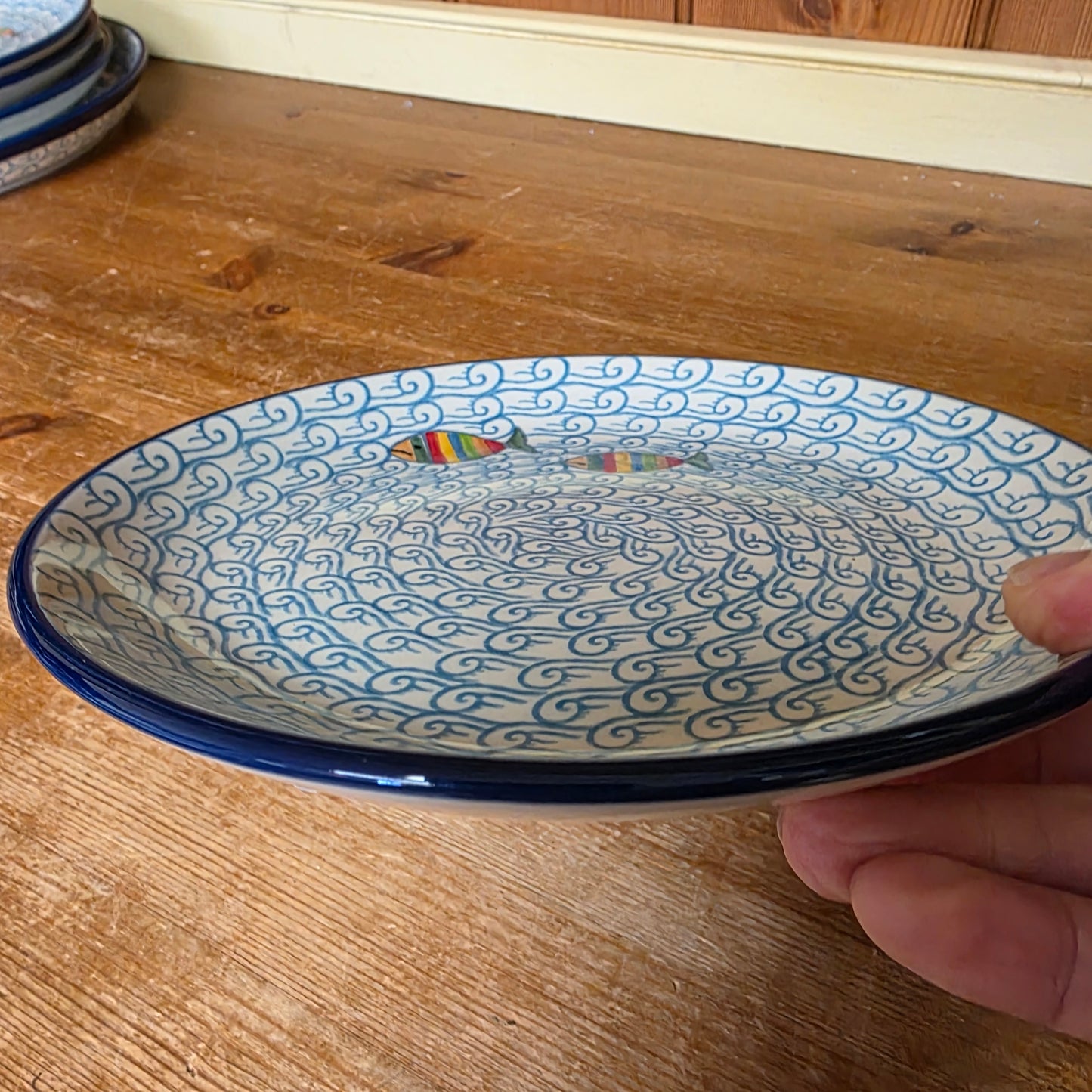 Plate   7.75"  086-2540X  Rainbow Fish pf0526