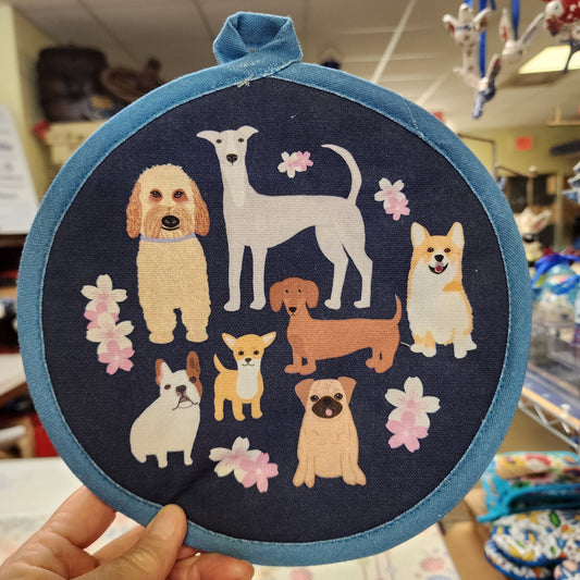 Pot Holder ~ Dog Rescue Round