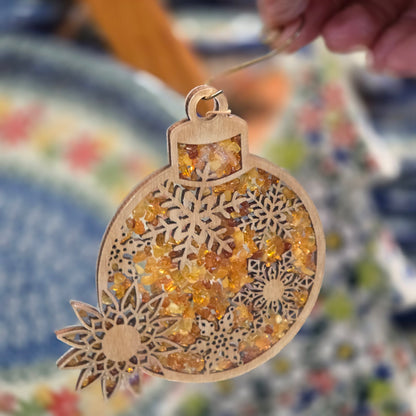 Ornament ~ Amber Snowflake Amber and Wood Christmas Ornament (3.5") /#11075