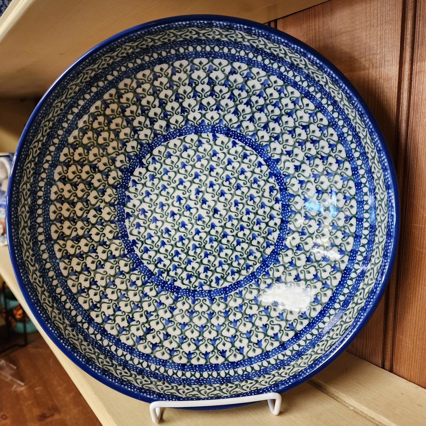 Bowl   Serving   Large    10.5" 0585X  ~ Tulip Trellis