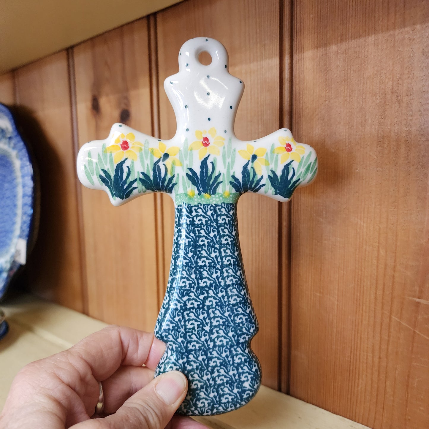 Cross 5" x 7.5"     2777Q ~ Daffodil