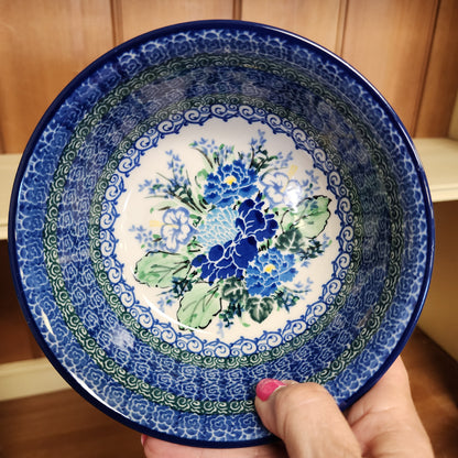 Bowl ~ Soup / Salad / Cereal ~ 6"W 209-U5138  ~ U4 M. Starzyk