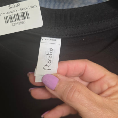 tshirt ~ Unisex XL black t shirt