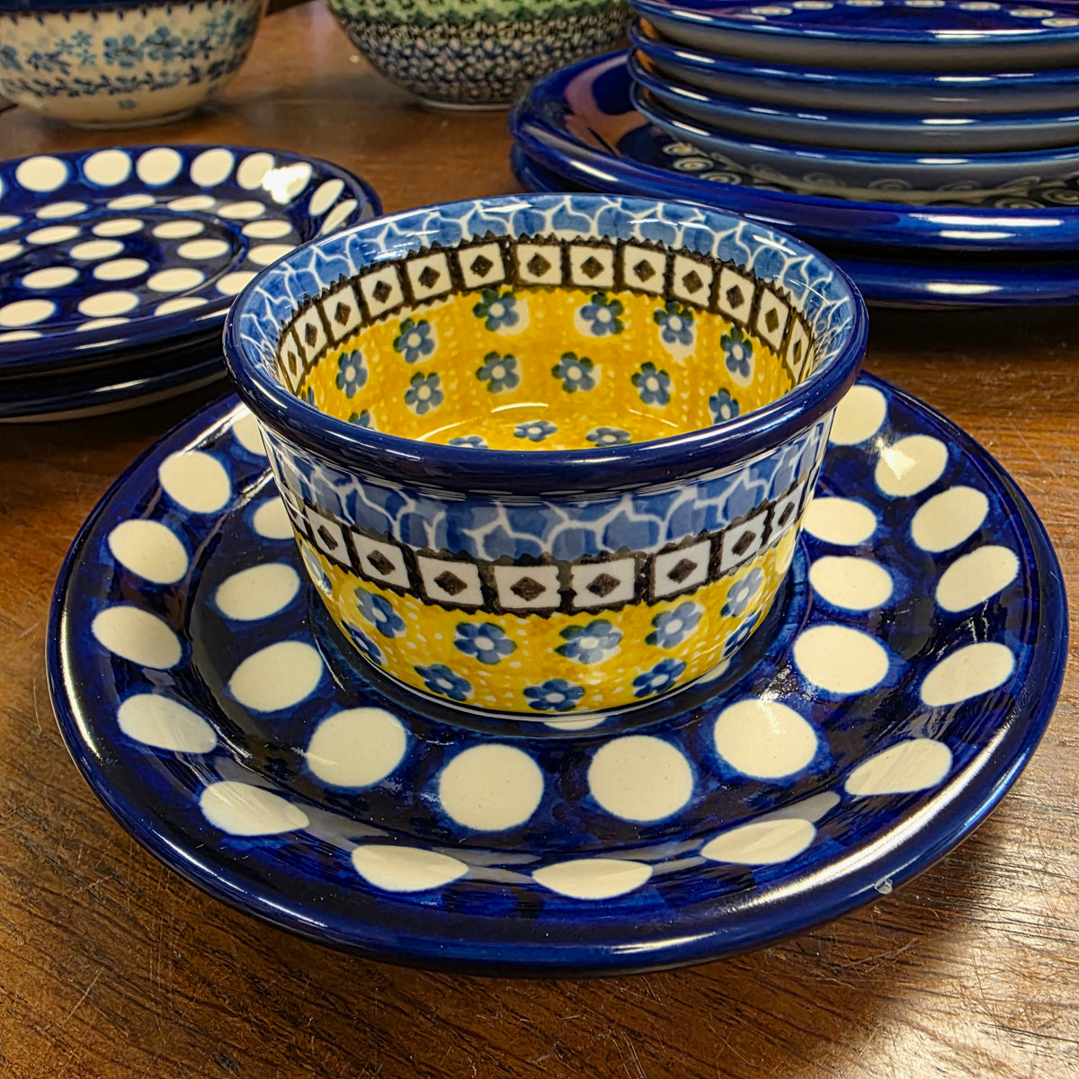 Saucer 6.5" (center ring is 3.25".) big dots