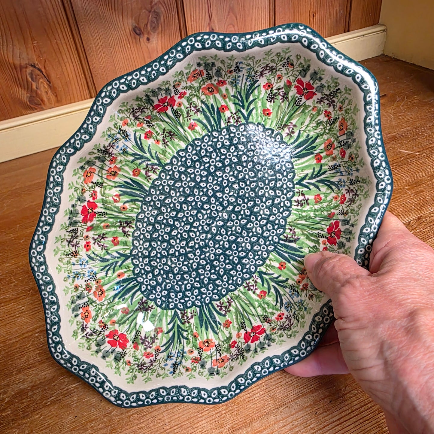 Bowl   Oval Fluted   7.25" x 9.25"   U4335 ~ U4